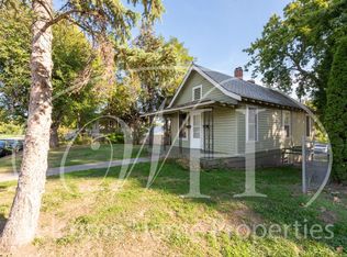 120 SE 2nd St, College Place, WA 99324