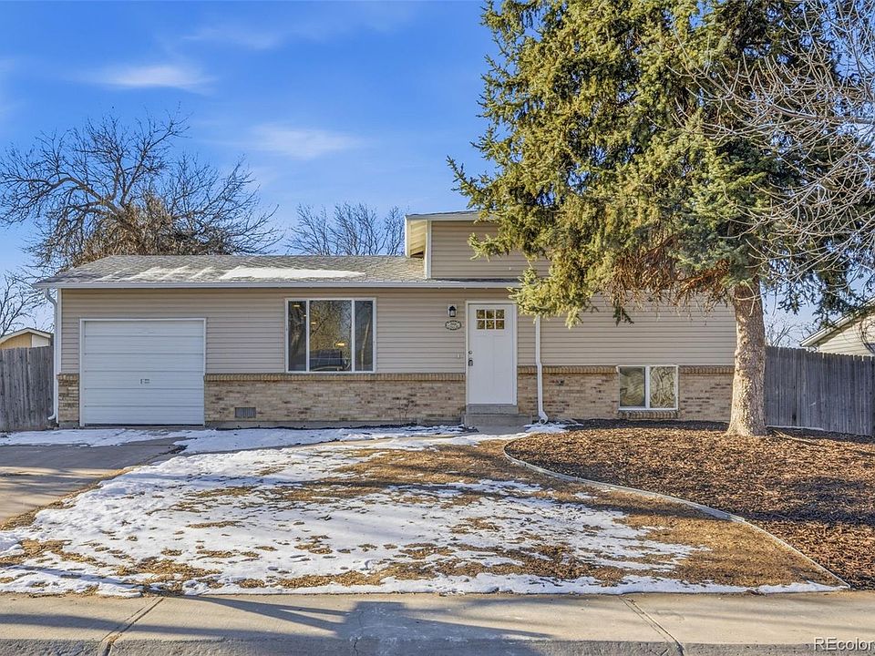 1st image of 15636 E Floyd Avenue