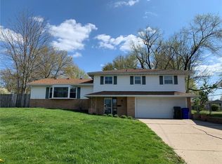 2053 Ramsey Dr, Decatur, IL 62526