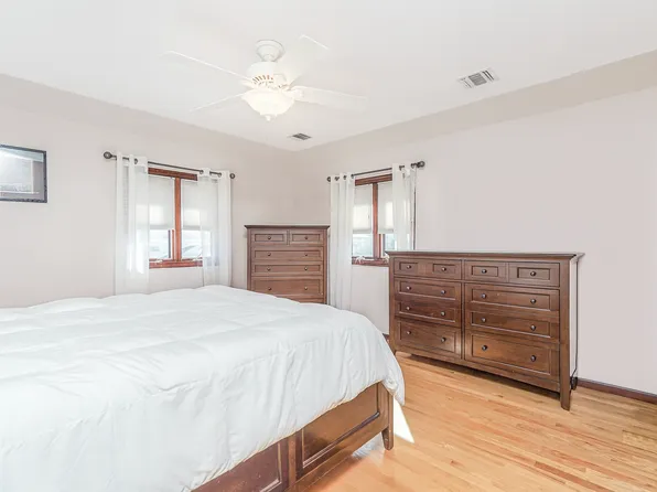 174 Barbara Street image 26 of 37