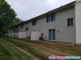 10614 Hummingbird St NW, Coon Rapids, MN 55433