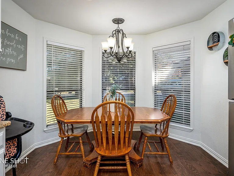 5081 Velta Ln — Photo 11