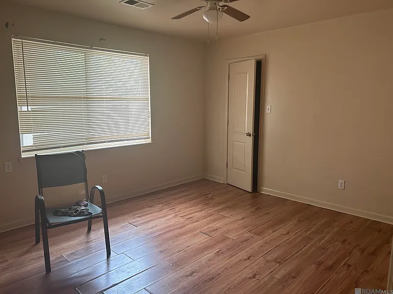 6072 Wilton Dr — Photo 7