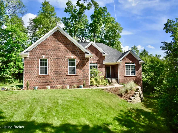 2012 Prestwick Dr, La Grange, KY 40031