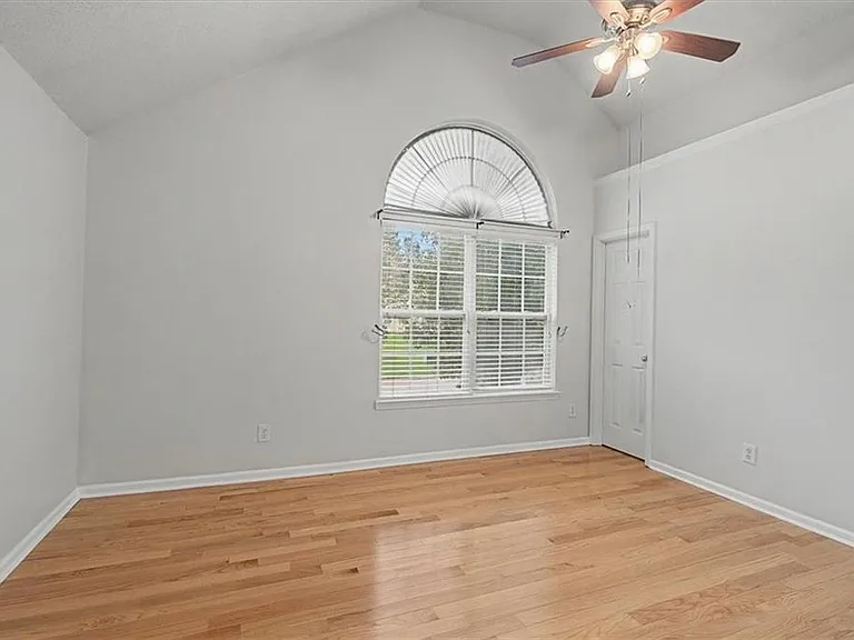 1025 Balsam Wood Trl — Photo 32