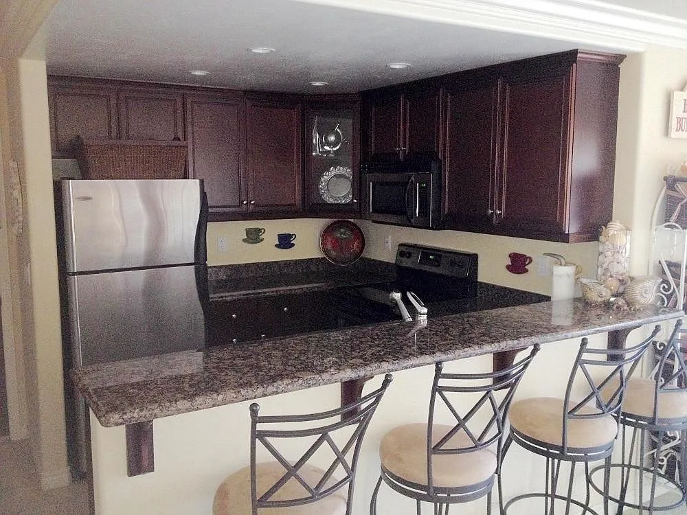 Studio, 400 sqft, $1,695 — Photo 3
