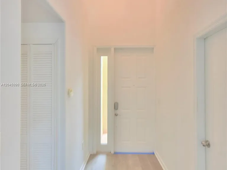 4534 NW 94th Pl — Photo 5