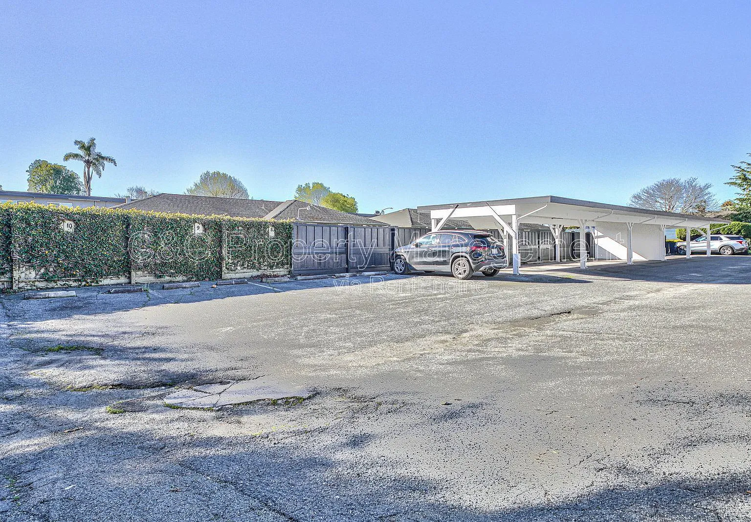 1 bed, 1.0 bath, 450 sqft, $1,995 — Photo 2