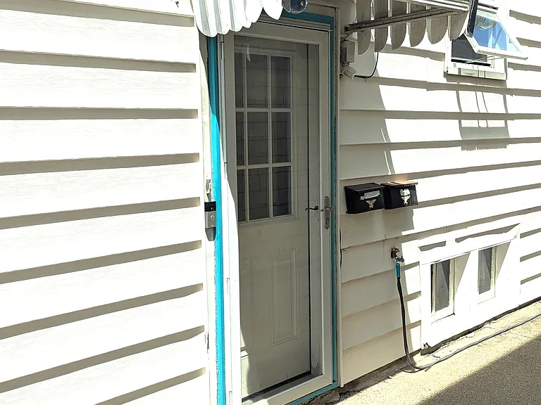 201 Lovering Ave #UPPER — Photo 26