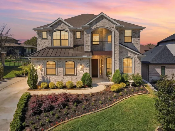 310 Edgewood Dr, Montgomery, TX 77356