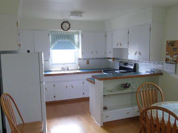 5th image of 546 N 21st St