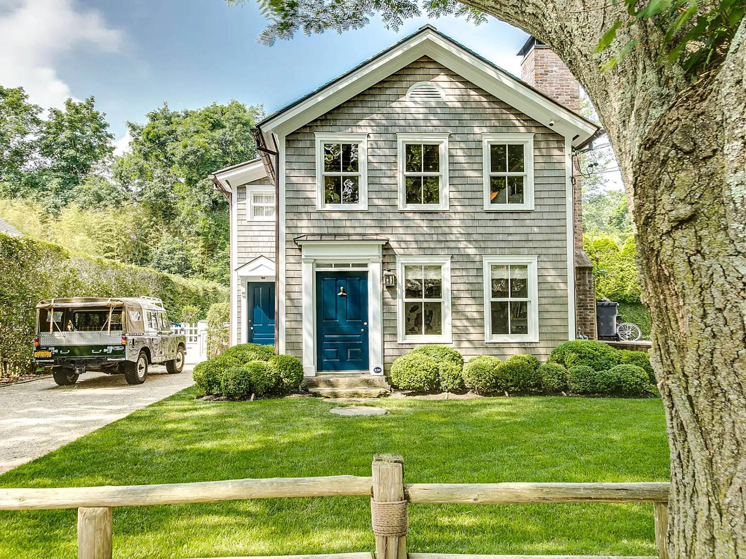 Stunning Sag Harbor Village Rental — Photo 1