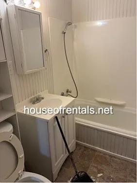 50 Orchard Dr — Photo 4