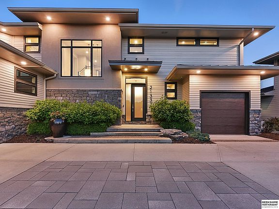4th image of 21337 A St