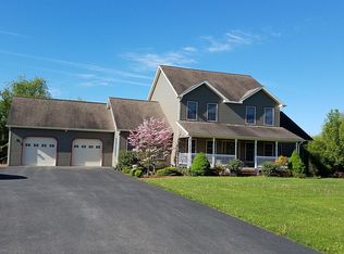 251 Highfields Dr, Williamsport, PA 17701