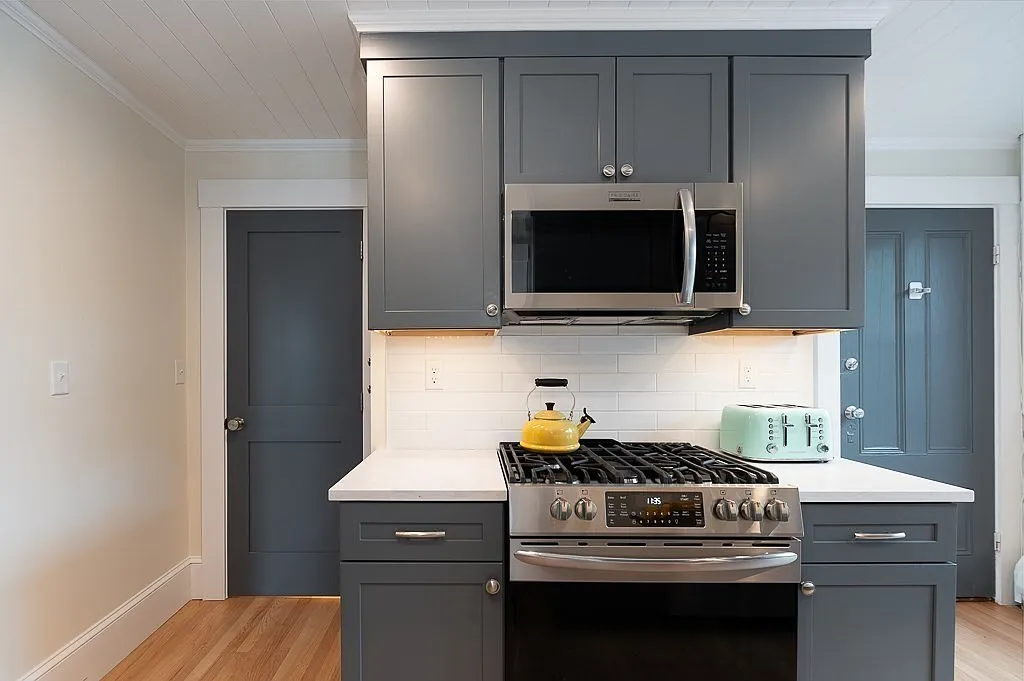 2 bed, 1.0 bath, 1000 sqft, $2,600 — Photo 3