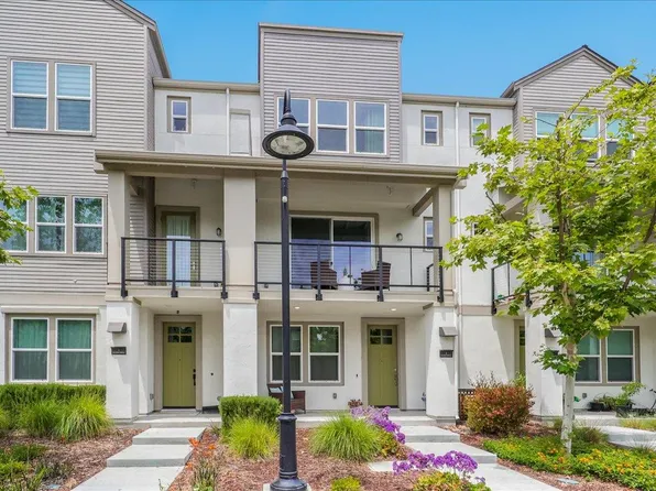 915 Cotati Ter #2, Sunnyvale, CA 94085