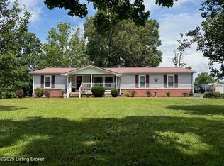 750 Rock Ridge Rd, Brandenburg, KY 40108