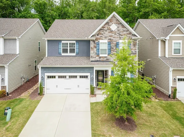 303 Silverhawk Ln, Durham, NC 27703