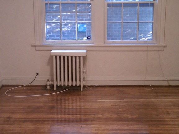 3rd image of 4518 Grove Ave APT 01