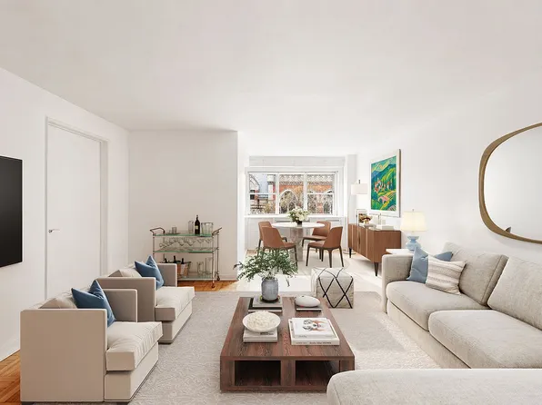 69 W 9th St #6DE, New York, NY 10011