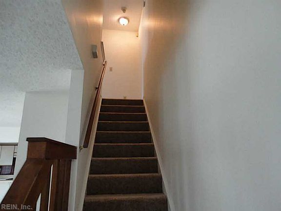 4th image of 114 Castilian Dr