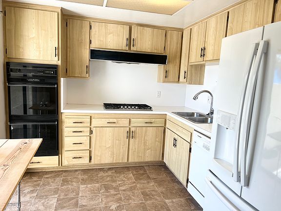 4th image of 198 San Vincente Cir