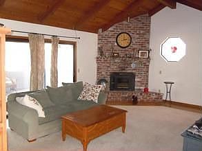 5th image of 2385 Glacier Dr