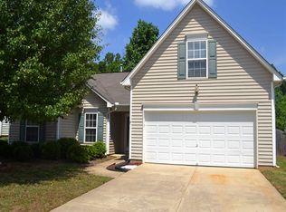 513 Timber Walk Dr, Simpsonville, SC 29681