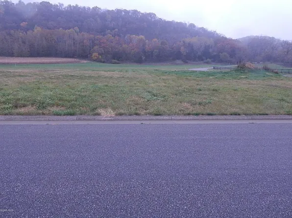 1100 Miller Cir, Rushford, MN 55971