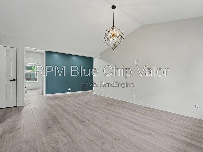 5133 Cook Ave — Photo 4