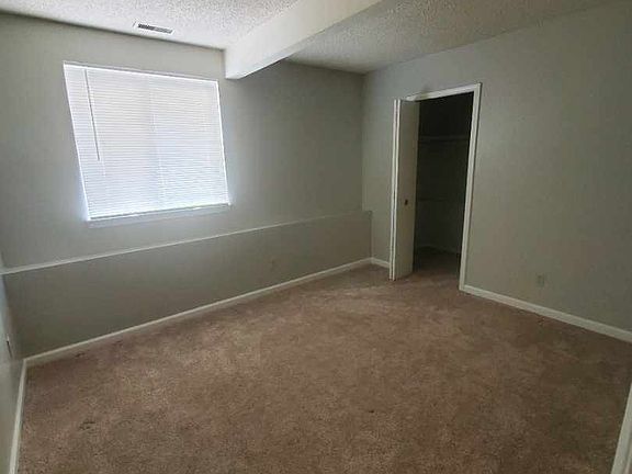 3rd image of 1775 Zebulon Dr APT C