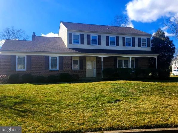 561 Atkinson Ln, Langhorne, PA 19047