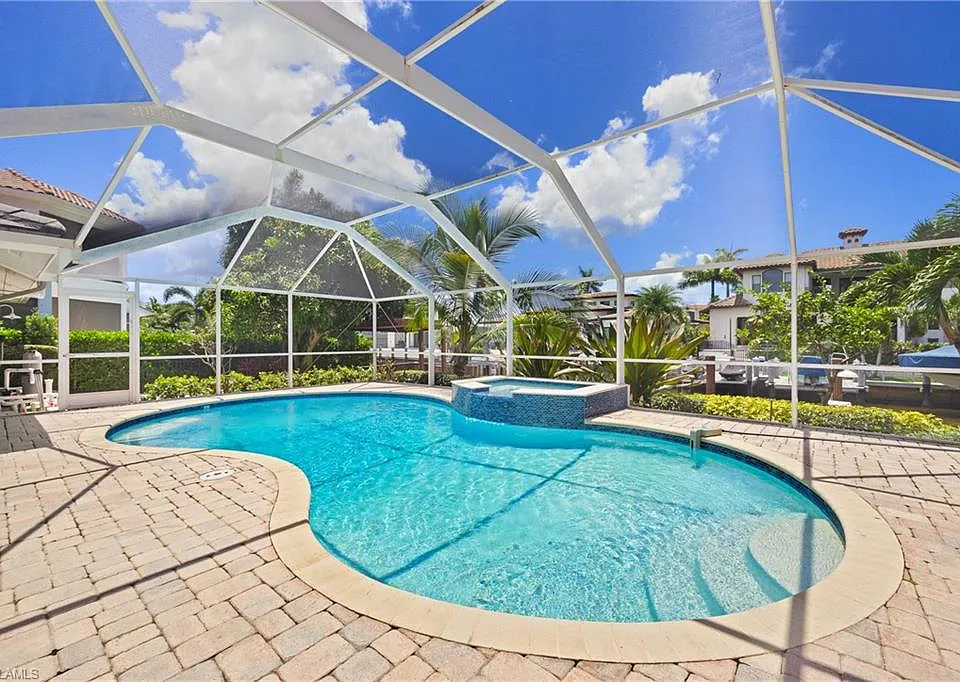1320 Marlin Dr