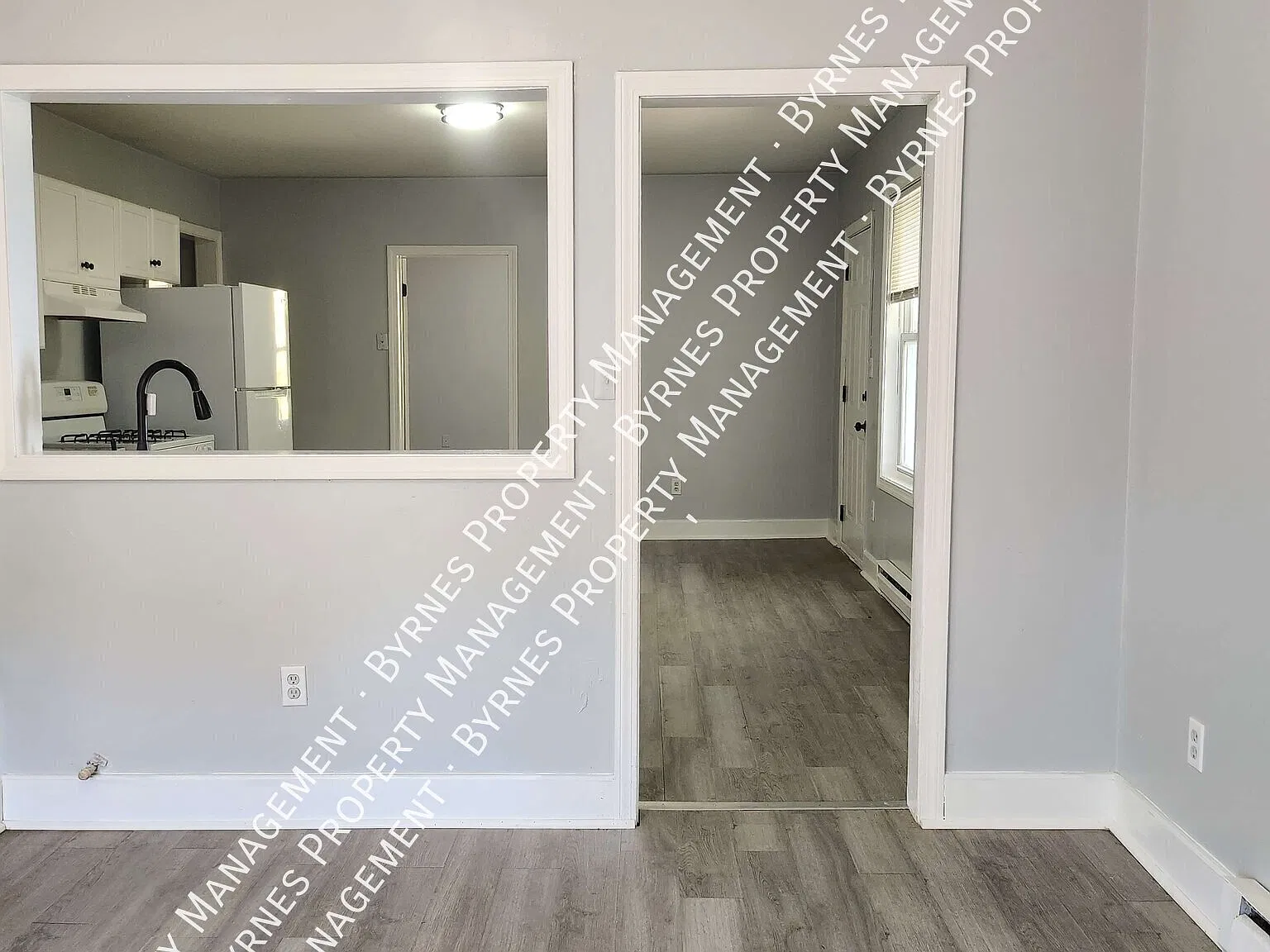 4 bed, $2,050 — Photo 2