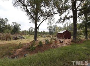 860 Pea Ridge Rd, New Hill, NC 27562