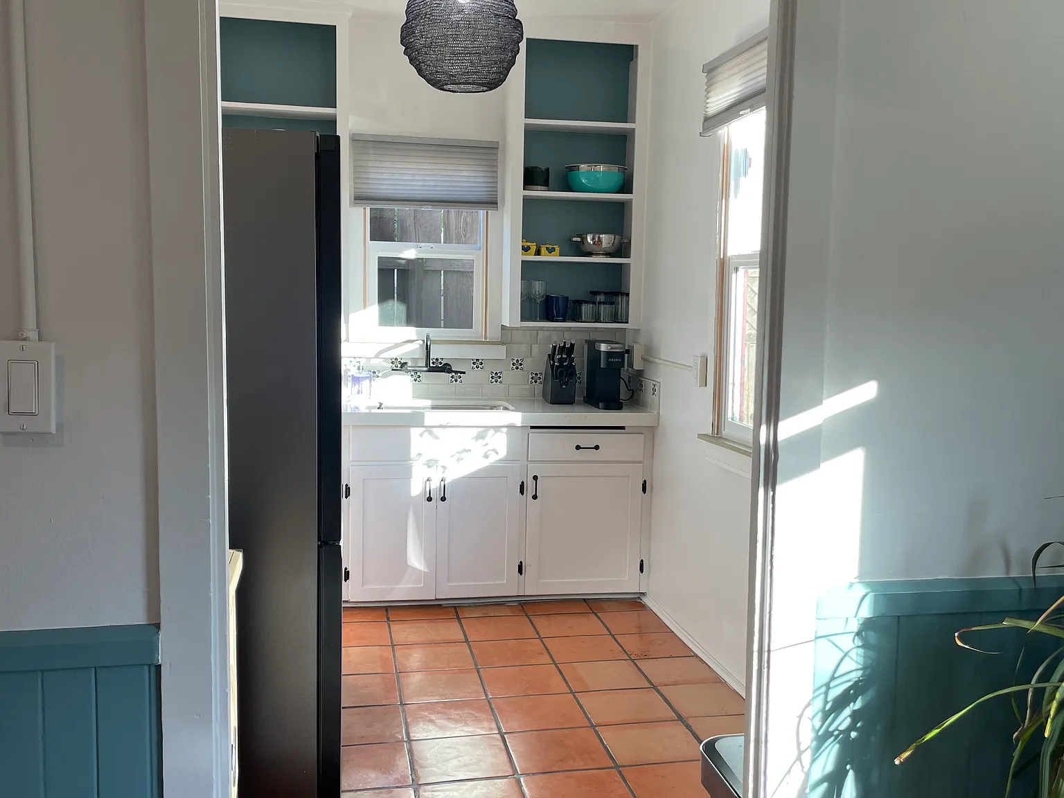 Studio, 300 sqft, $2,600 — Photo 4
