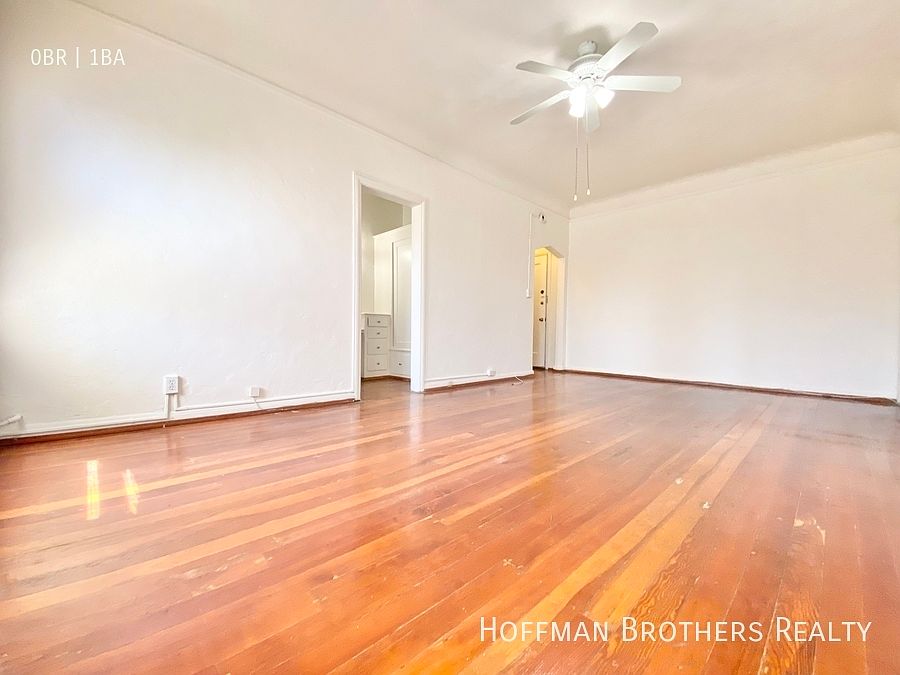 1st image of 606 S Dunsmuir Ave #202