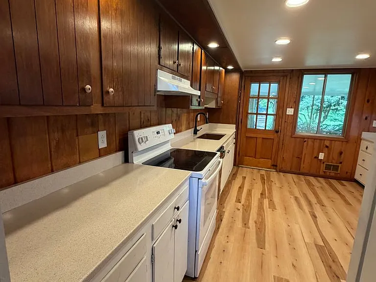 4220 Araby Church Rd — Photo 31
