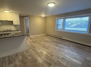 5852 W Irving Park Rd #6, Chicago, IL 60634