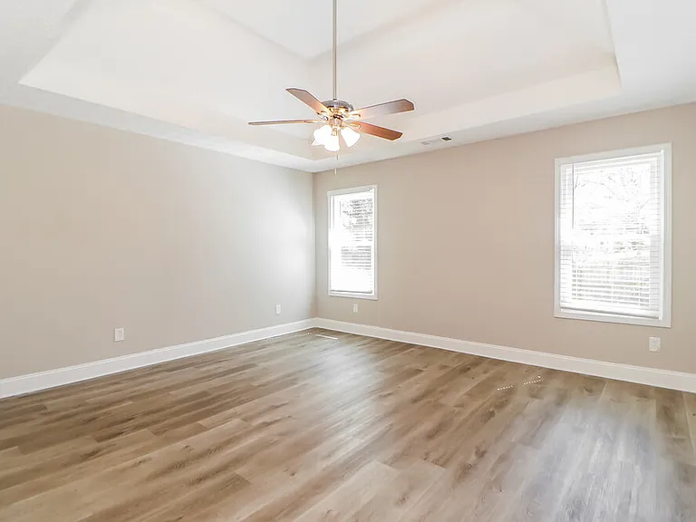 2950 Northcliff Dr — Photo 12