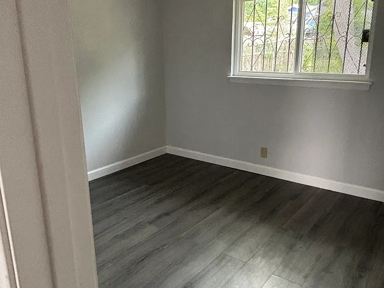 5742 Bienville Dr — Photo 9