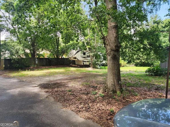 5308I S Tanner St, Flowery Branch, GA 30542