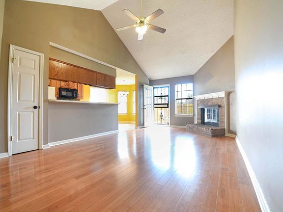 5th image of 9577 Daly Dr