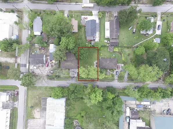 4930 Broom St, Houston, TX 77091