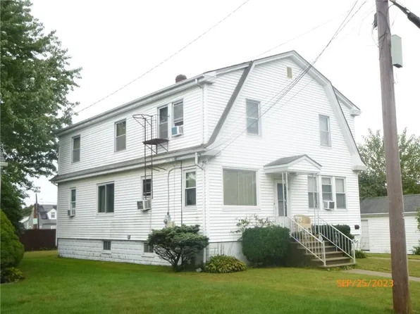 108 Clark Ave, Cranston, RI 02920