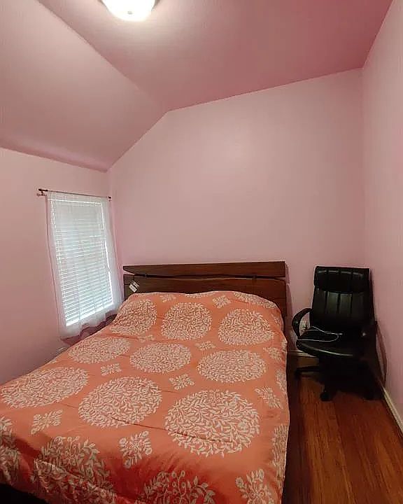 1st image of 516 Marshall Ct