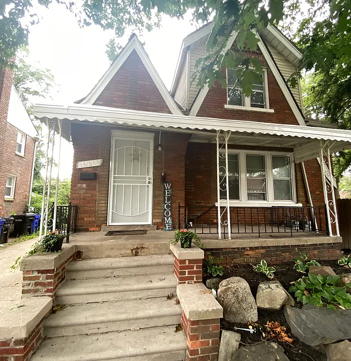 16245 Tracey St #1