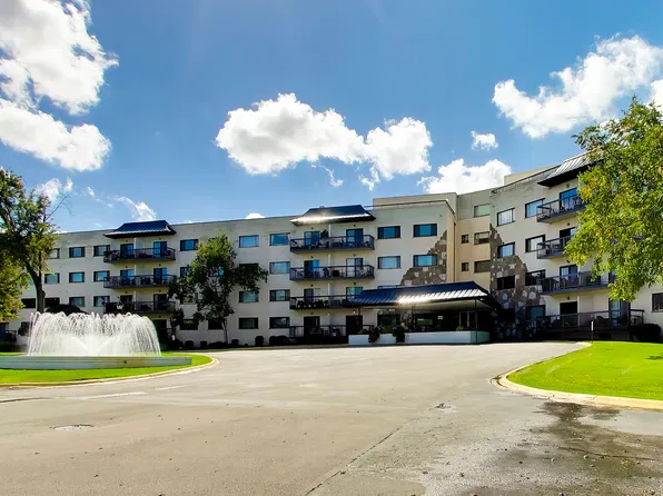 6700 S Brainard Ave APT 101, Countryside, IL 60525
