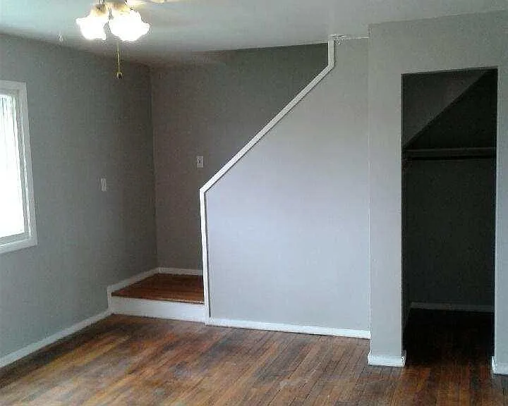 32137 Genessee St — Photo 5